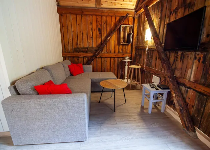 Seaside Semesterbostad *