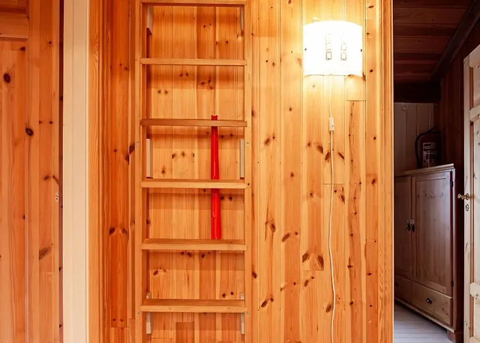 Seaside Semesterbostad Tind